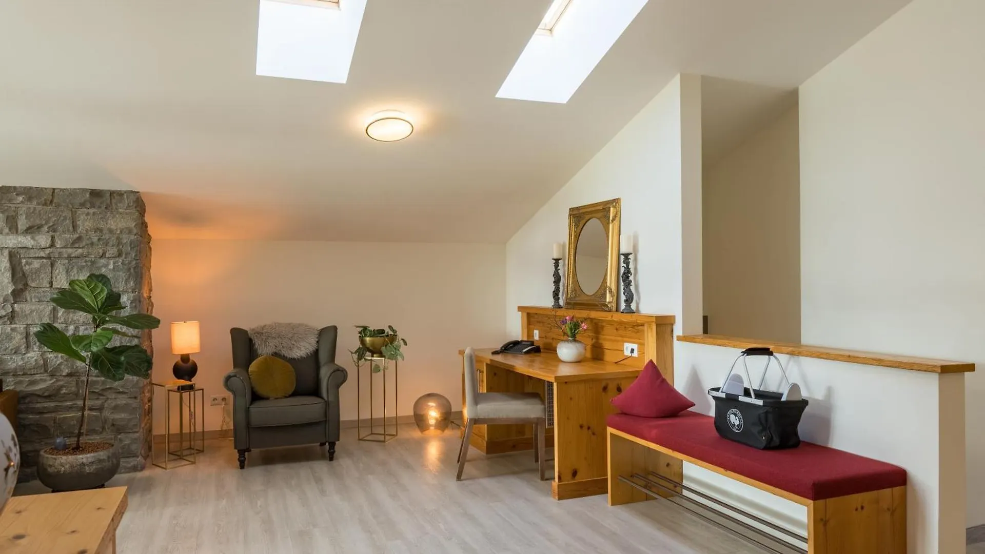**** Hotel Landhotel Gockelwirt Eisenberg  Deutschland
