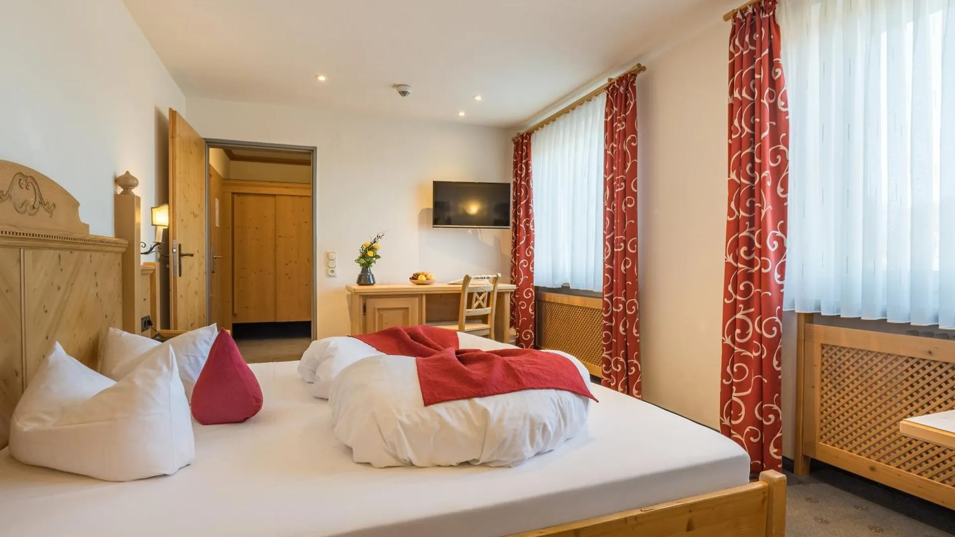 Hotel Landhotel Gockelwirt Eisenberg