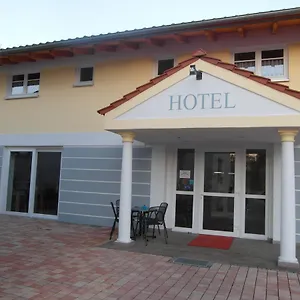 Am Donaubogen Hotel