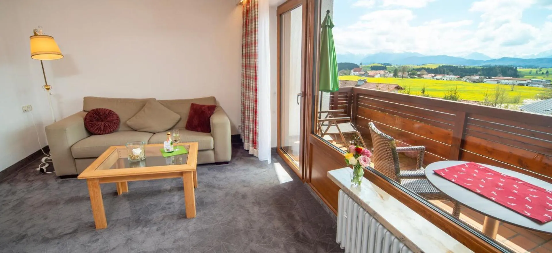 **** Hotel Landhotel Gockelwirt Eisenberg  Germany